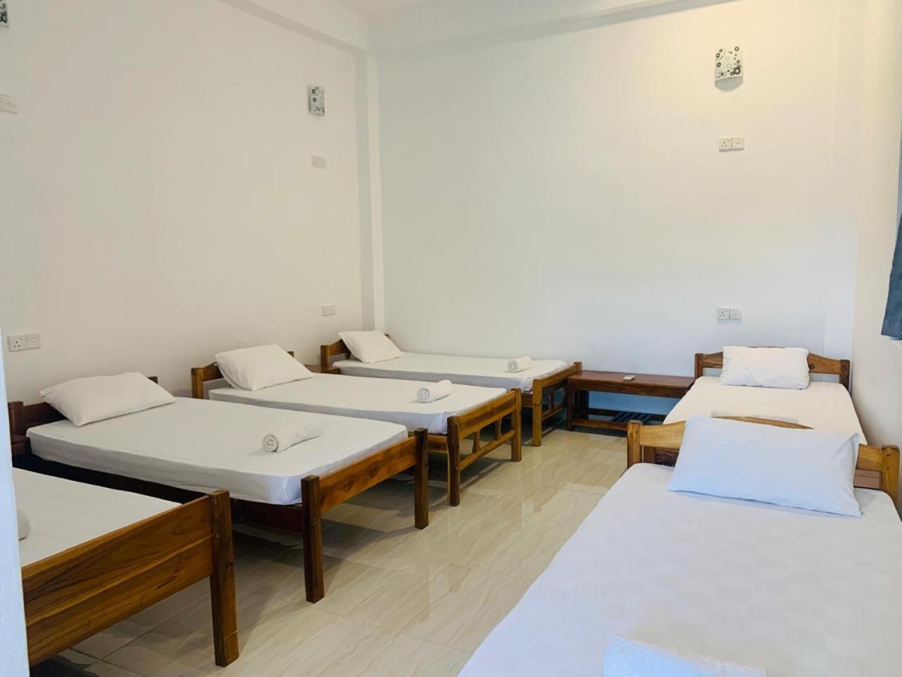 Zimbay Guest House Arugam Bay Esterno foto