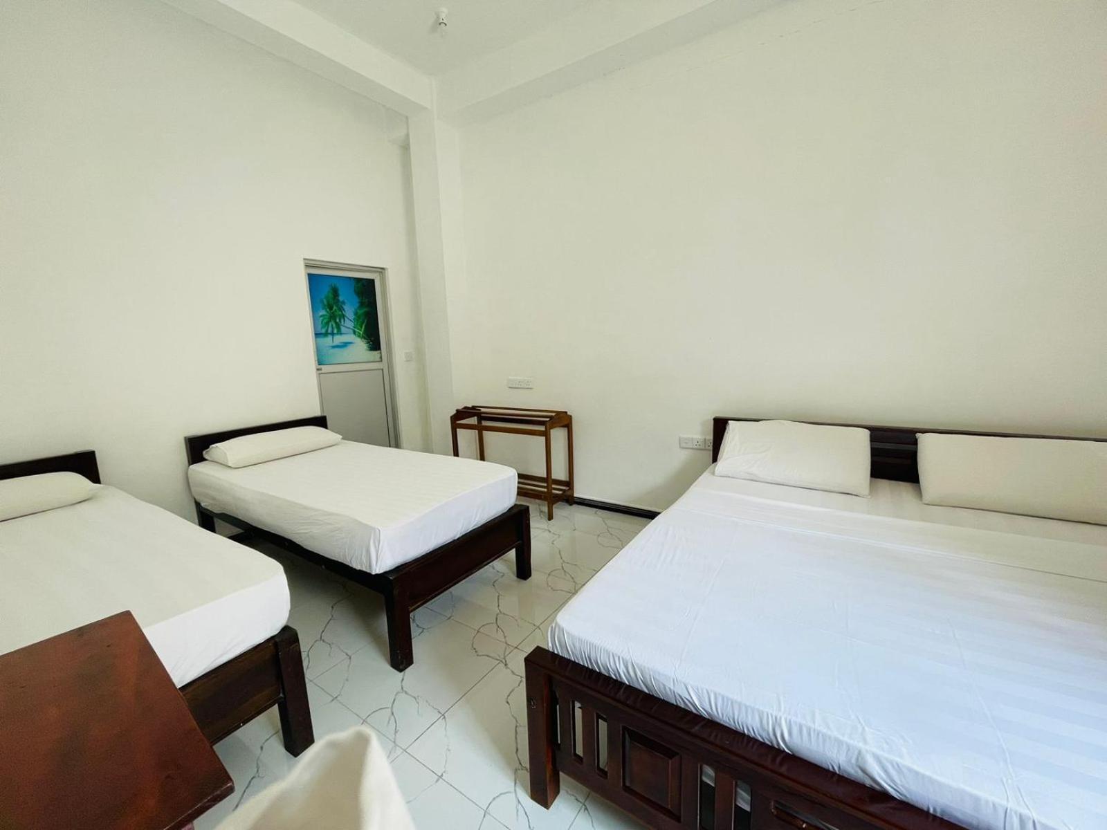 Zimbay Guest House Arugam Bay Esterno foto