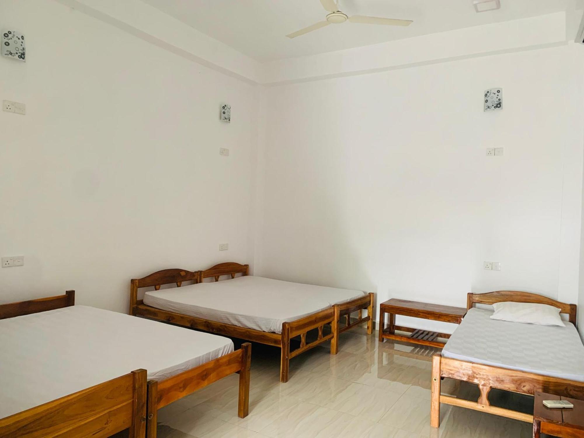 Zimbay Guest House Arugam Bay Esterno foto